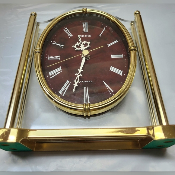 Vintage Seiko Quartz Lucite and Brass Desk Mantle Clock QQZ337S - Made in Japan - Picture 8 of 8